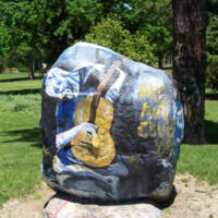 2008-06-01, Oberlin Rock, Old Guitarist.jpg